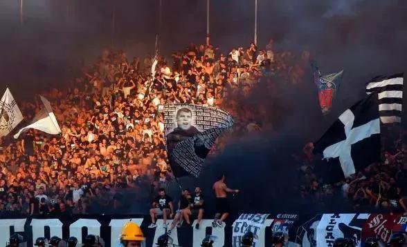 足坛历史十大德比,足坛曼市德比经典