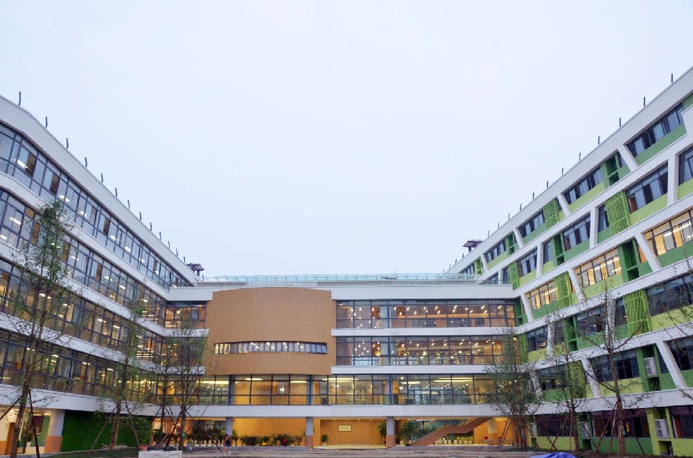 成都复读学校排名最新,成都复读机构有哪些地方可以报名