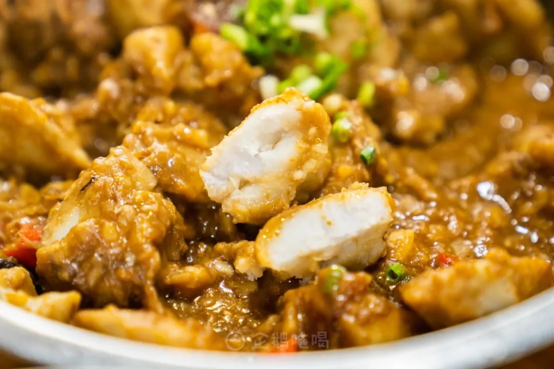 辣到落泪也舍不得停嘴的宝藏城市，不是长沙成都重庆