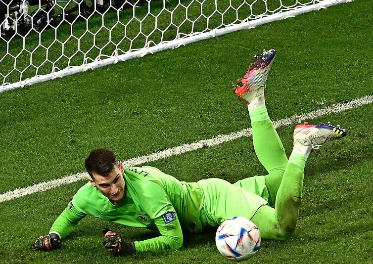 世界杯日本队2-1逆转胜德国是哪天,世界杯日本克罗地亚点球大战