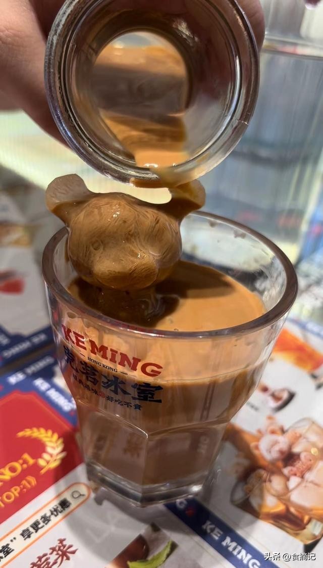 排队2小时也要吃的饭,港式茶餐厅克茗冰室