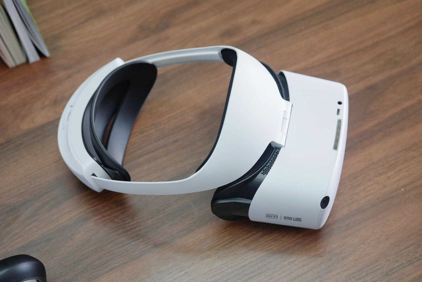 奇遇dream智能vr眼镜一体机,奇遇dreamvr一体机