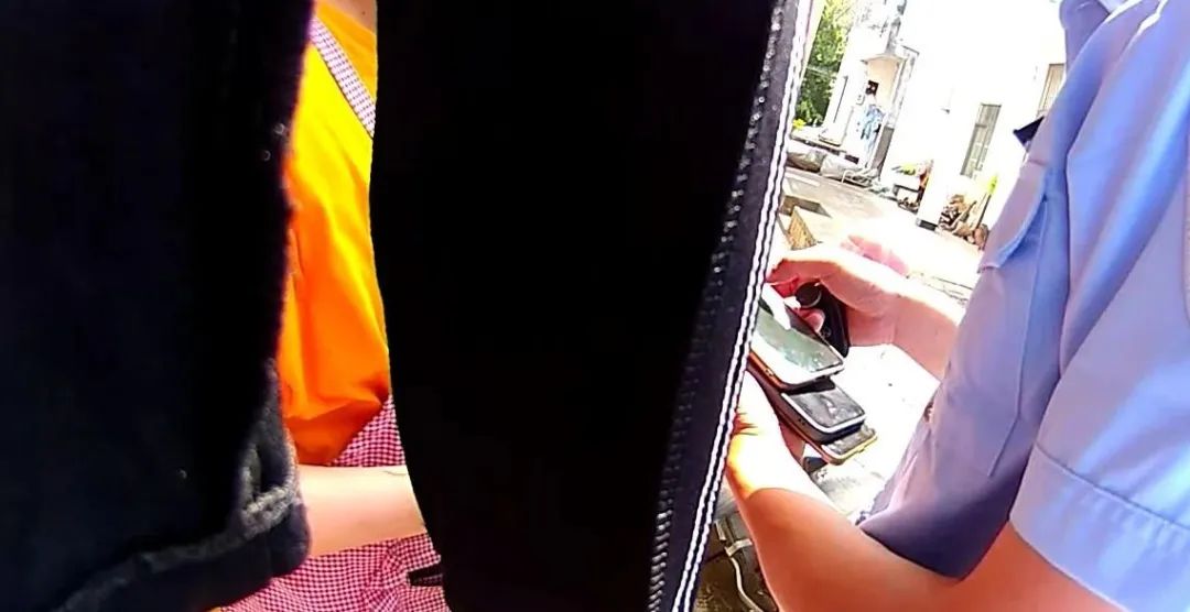 卡号密码泄露严重不,卡号和密码被盗会损失钱吗