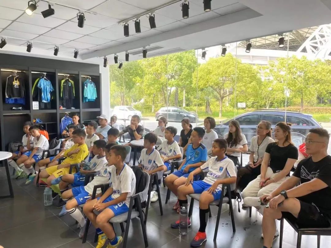 战报|观赛促成长，小狼兵隔空助威共铸胜利