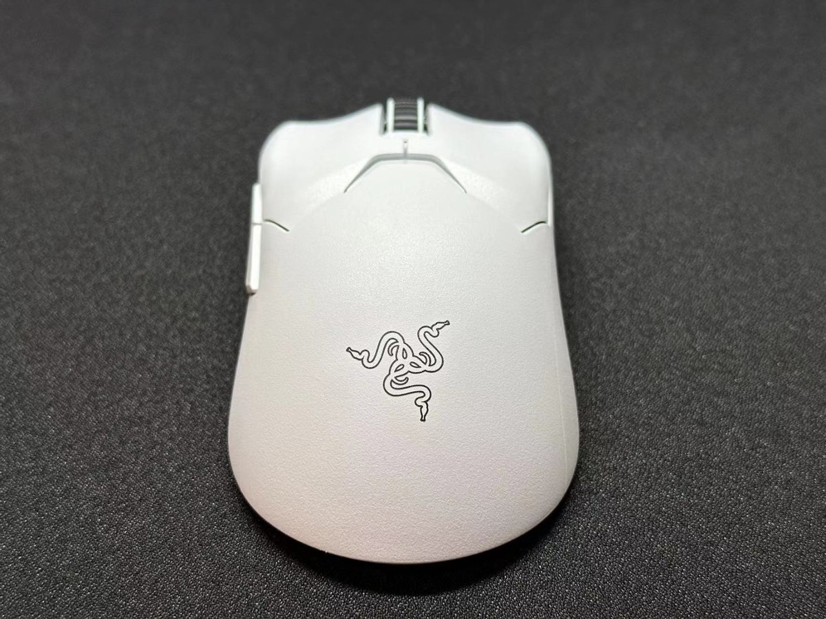 来自顶级大厂的压力,599!PAW3950——雷蛇毒蝰V2PRO