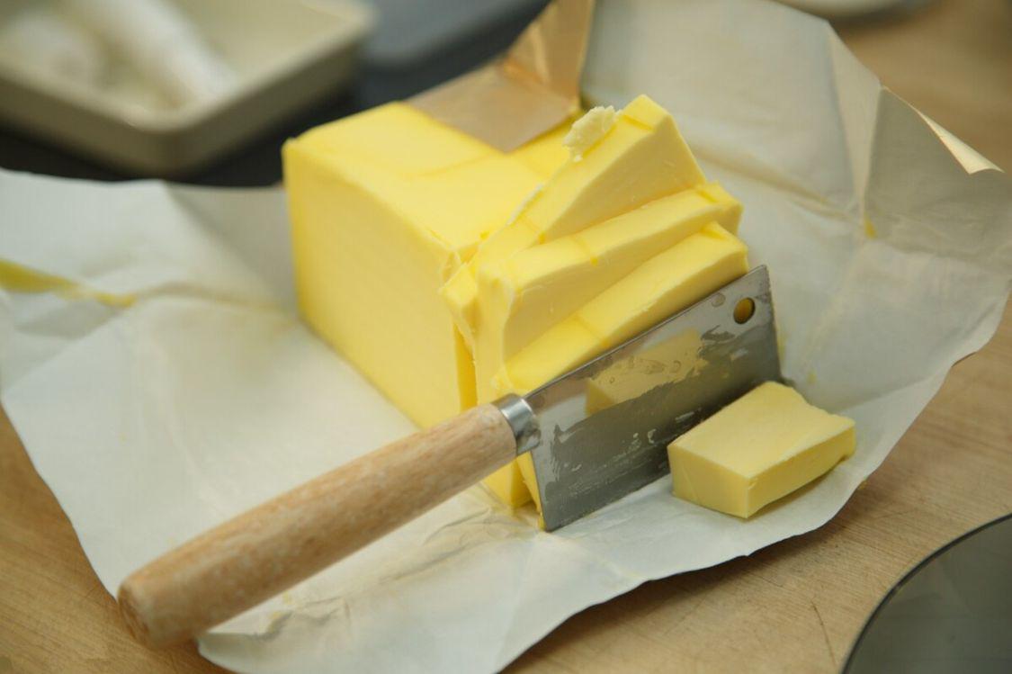 外国人吃的黄油是什么,食品用的黄油是什么做的