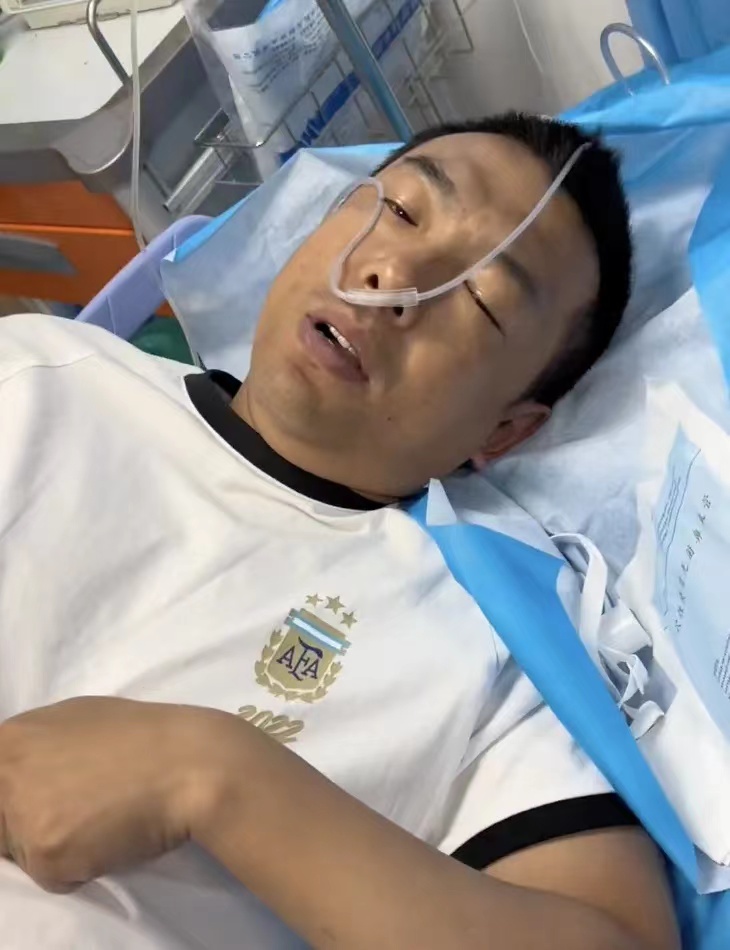 前国脚误服开塞露后入院，网友：不愧是中国男足！