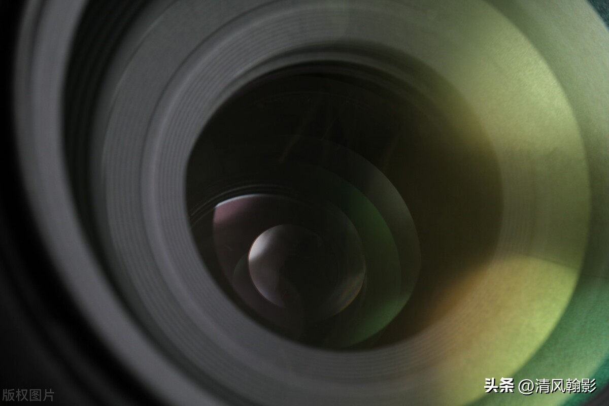 索尼全画幅微单80mmf1.8镜头,索尼微单a6600配18-200镜头怎么样