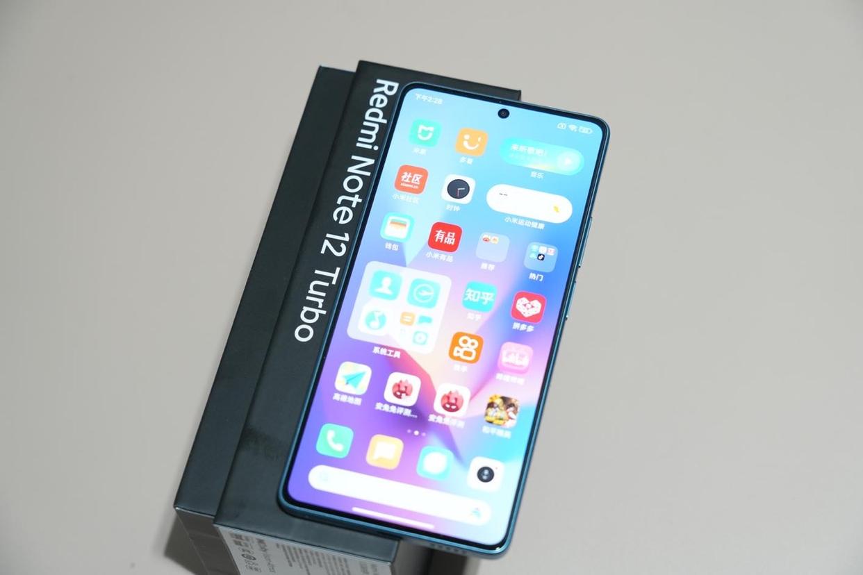 1TB+16GB大内存,618降至2399元,不给友商“活路”?