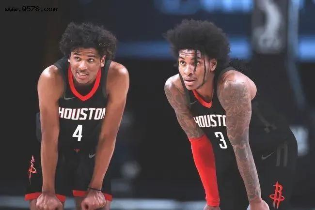 最臭名昭著的球员,臭名昭著的6位明星