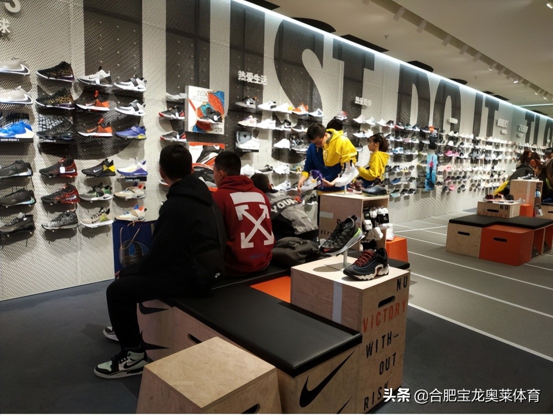阿迪达斯和耐克品牌折扣店加盟,阿迪耐克折扣店加盟