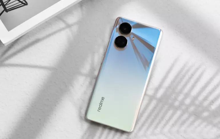 现在买哪一款手机性价比比较高,华为哪款手机性价比高最值得入手