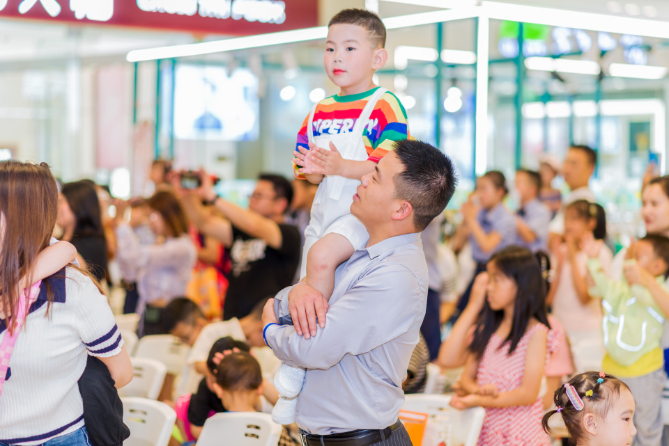 安宁狂潮吾悦活动视频,狂潮吾悦8.6舞蹈海选