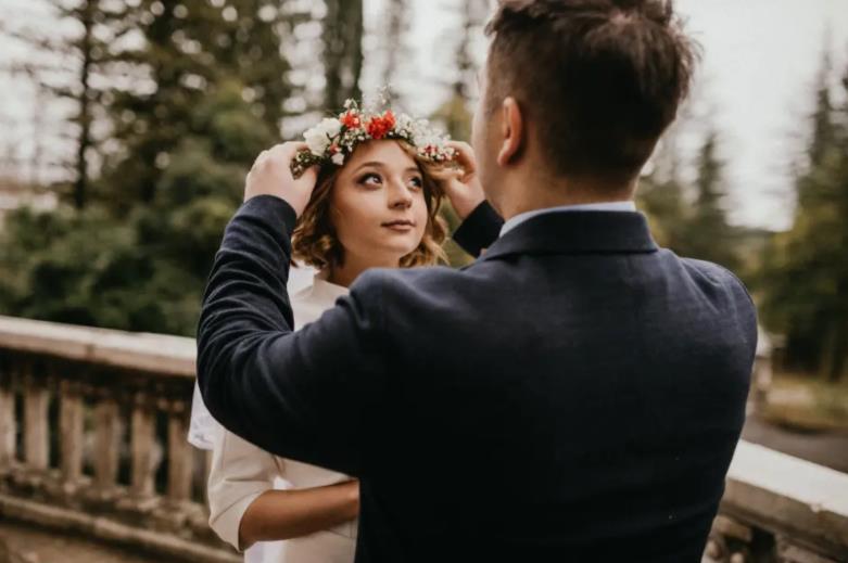 涓轰粈涔堝浣犺秺缁濇儏鐨勭敺浜鸿秺鐖变綘,涓轰粈涔堣鐢蜂汉瓒婄粷鎯呰秺鐖变綘