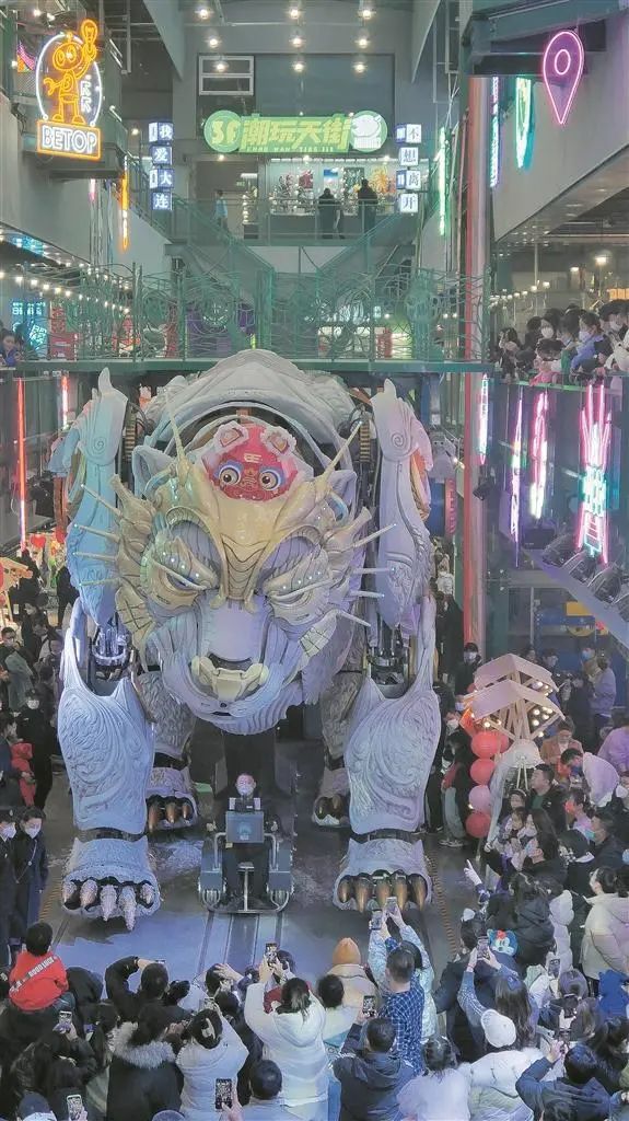 热热闹闹回家过年,热热闹闹回家过大年