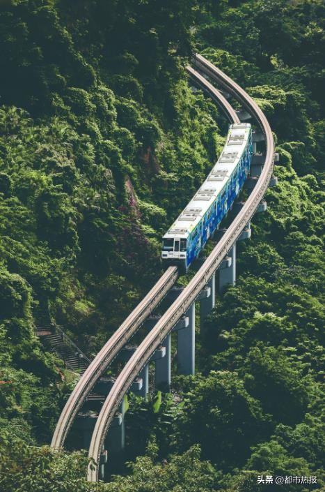 重庆崽儿拍街景,重庆崽儿完整视频