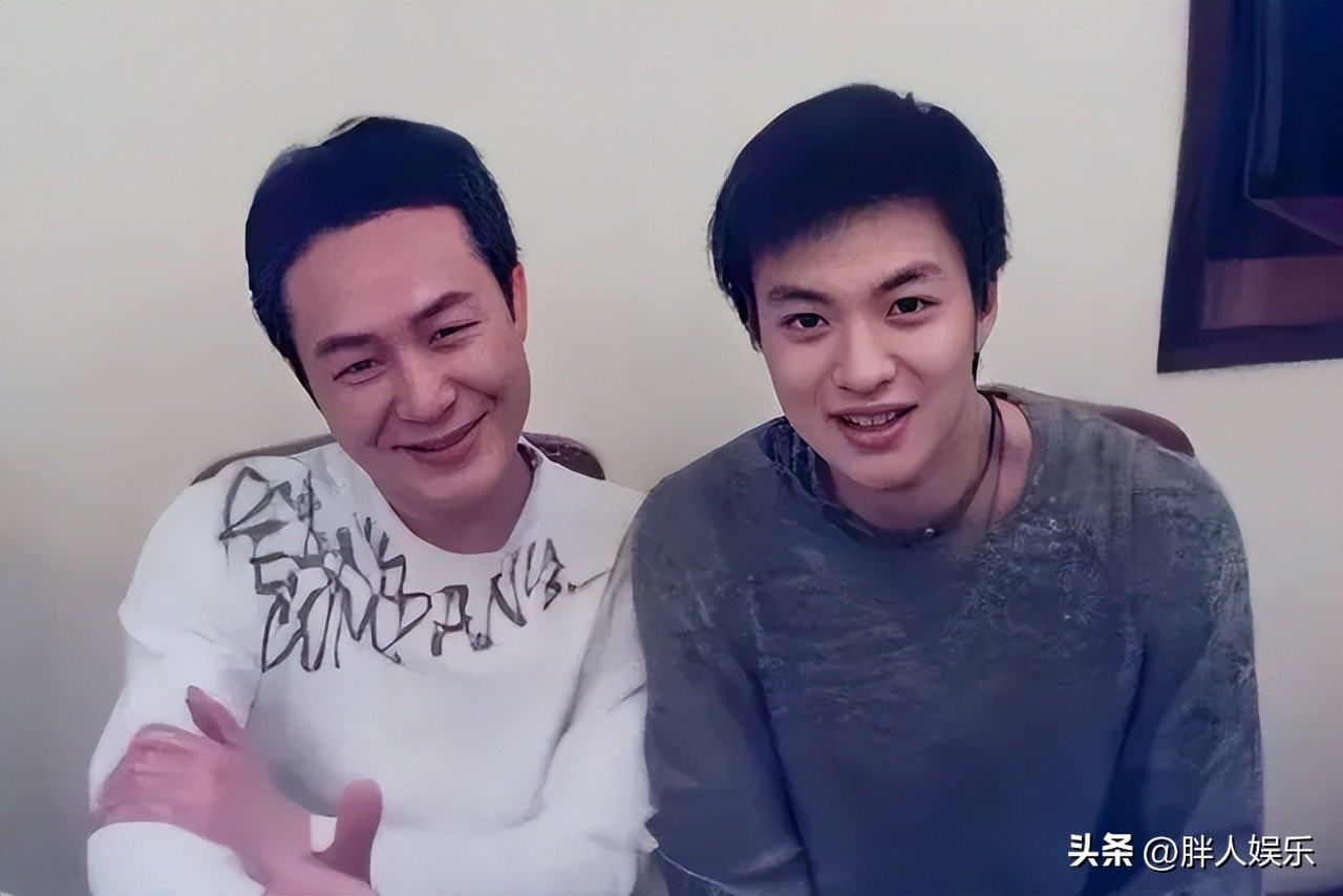 张颂文救周一围吕彦妮完整版,周一围和张颂文在一起的照片