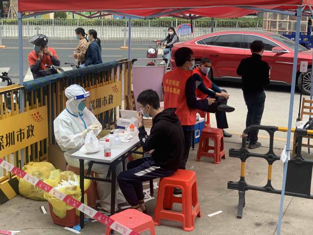 就十分钟！“已核酸”凭证卡就拿到了