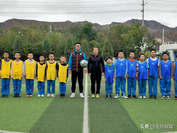 驰骋绿茵强体魄激情碰撞满校园——天师附小校园足球联赛开赛