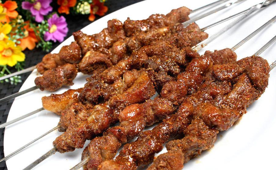 乌鲁木齐城市解析,乌鲁木齐到底是个什么样的城市