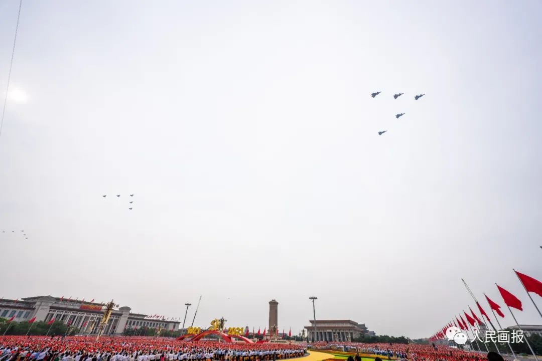 歼20首飞纪录片完整版,歼-20首飞珍贵画面曝光