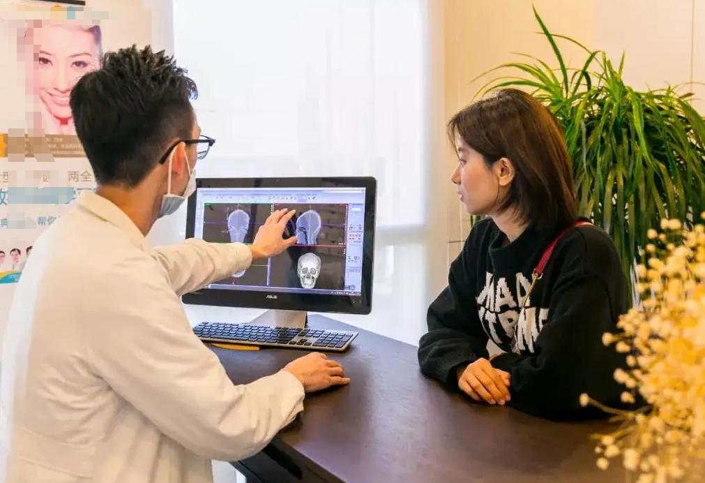 医学各专业就业前景中医,医学就业率最吃香的十大专业