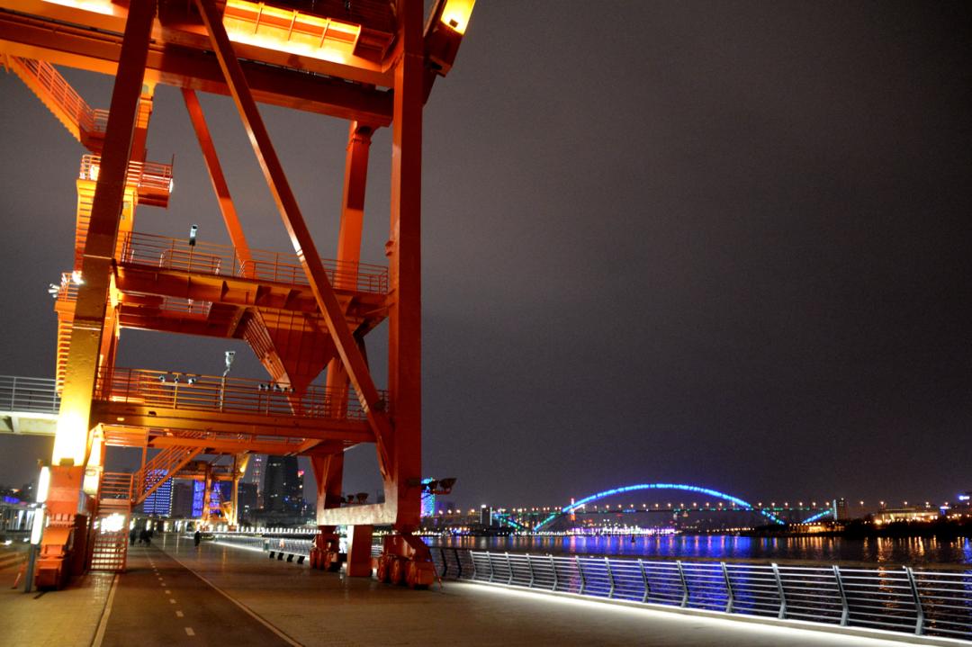 寰愭眹婊ㄦ睙鑺掓灉骞垮満,涓婃捣寰愭眹鑺掓灉骞垮満