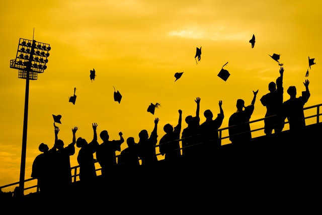 就业观新篇章：毕业生关注工作意义、平衡和社会影响力”