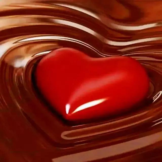 手拿心形图片,心形图片大全