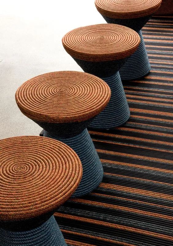 水滴形成波浪,水滴呈现效果