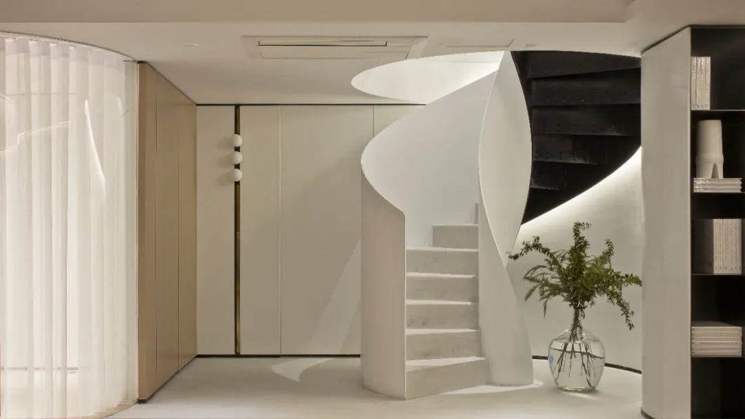 青岛小夫妻小院改造,青岛老破小40平小户型改造