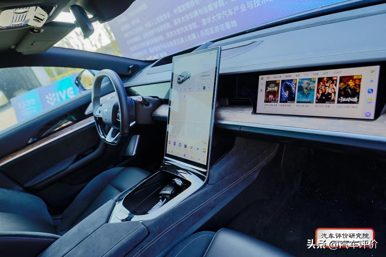 脱颖而出第一名,脱颖而出崭露头角