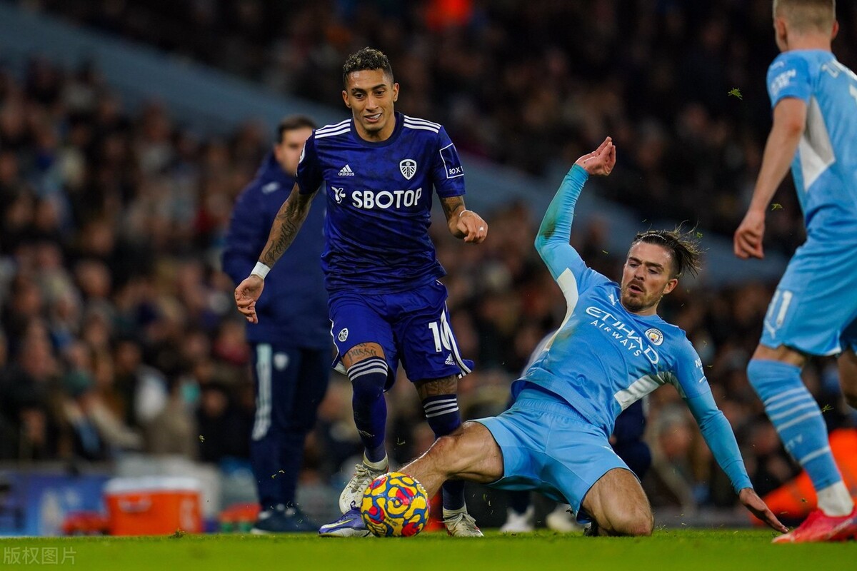 无解的7-0,轰31脚+64%控球!2.5亿劲旅遭狂揍,曼城争冠毫不留情