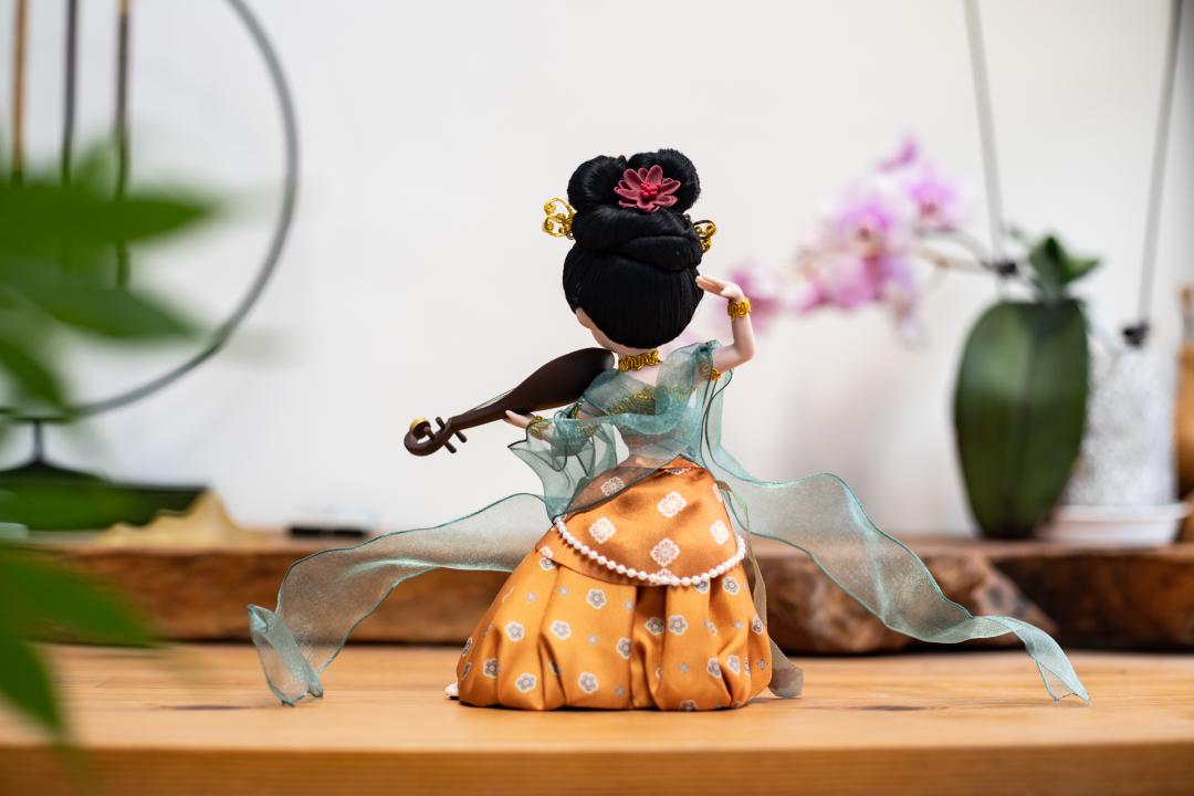 中国的芭比娃娃是谁,被人们称为真人芭比娃娃