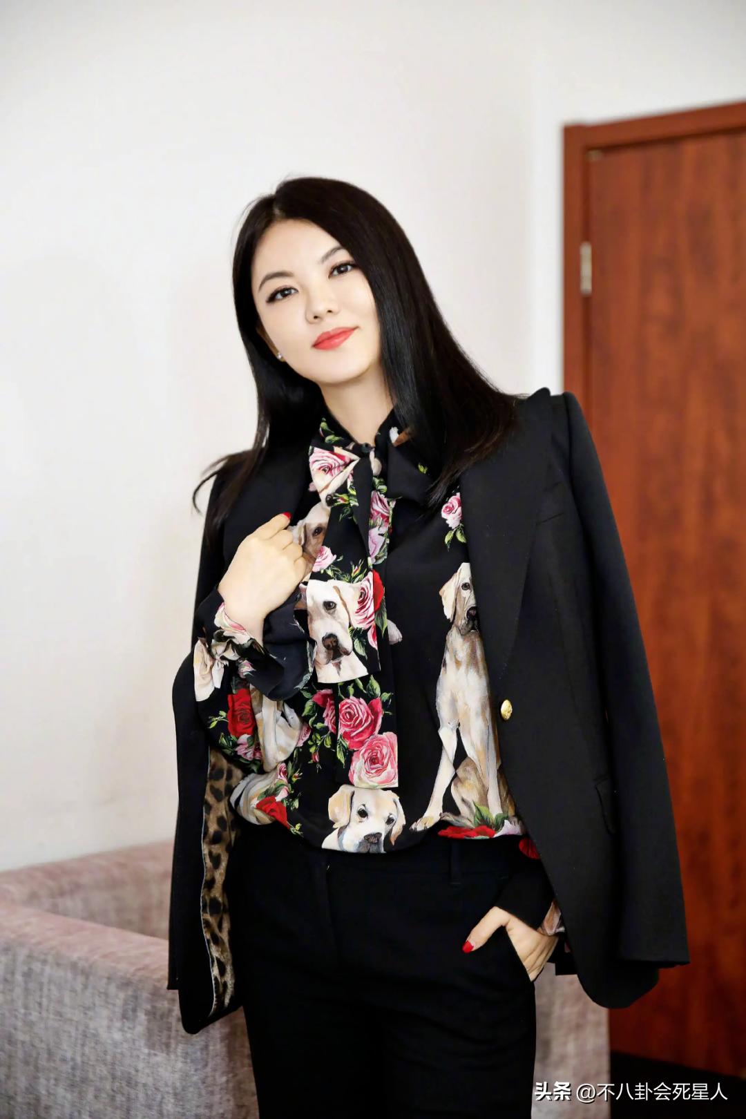 2022移居国外的名人有哪些,移居在国外的明星