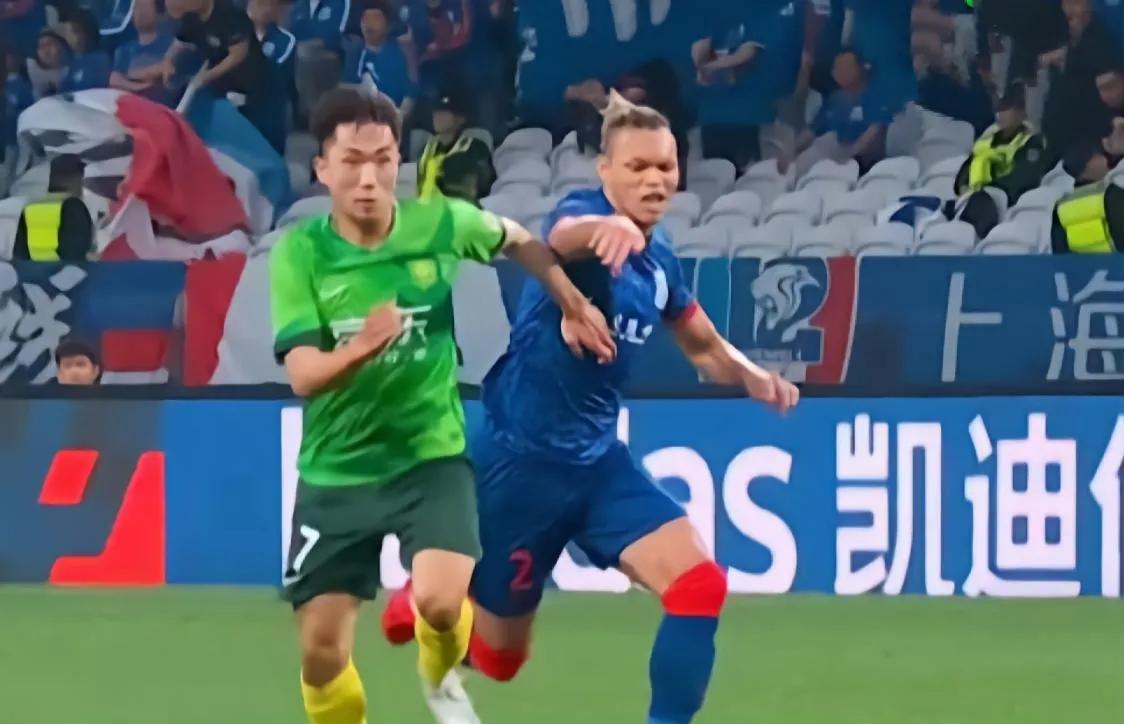 中超积分榜最新排名上海申花,中超最新积分榜申花稳居第一