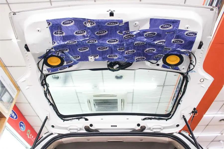 别克gl8哈曼卡顿音响改装,别克gl8尊享改装音响盘锦