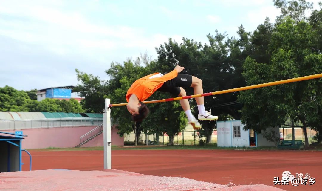 踔厉奋发新起航,踔厉奋发开新局奋楫笃行谱新篇