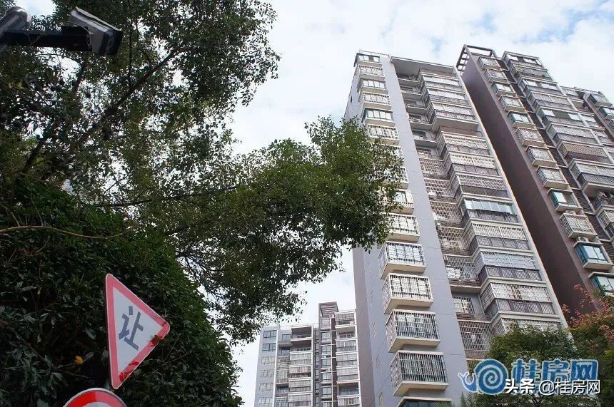 楼市库存压力大、房子卖不动，公务员也背上了“卖房”任务