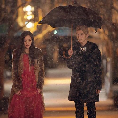 郭敬明文风奢靡,小时代奢靡