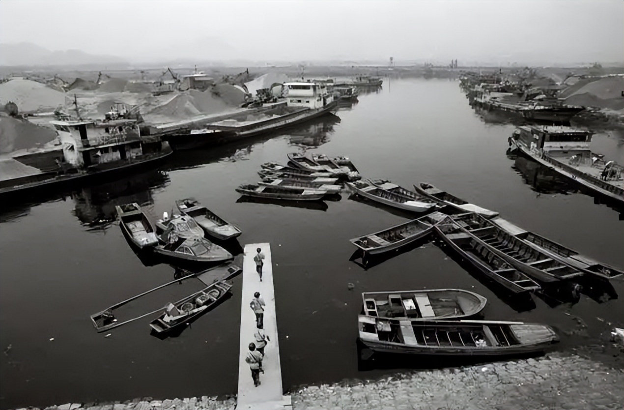 吃一份炸生蚝竟找到生父,炸生蚝找到生父