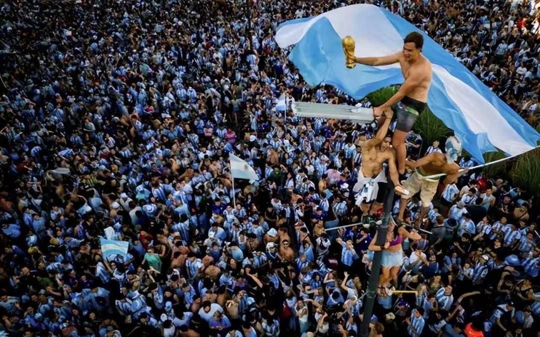 梅西vs新王姆巴佩,足球新球王