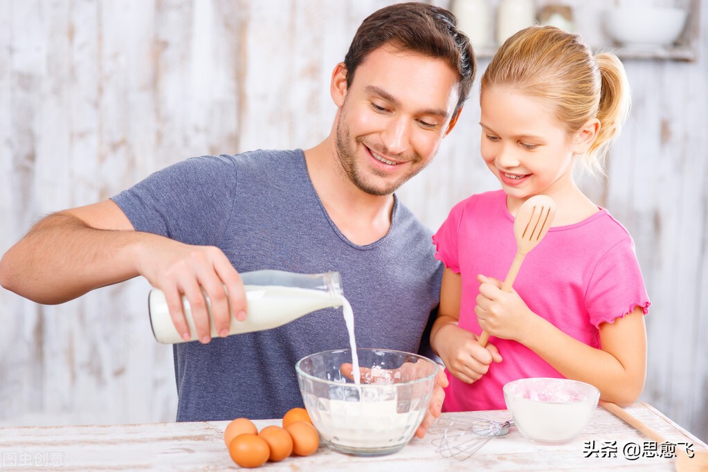 12岁女孩和爸爸相处禁忌,12岁女儿跟继父水火不容