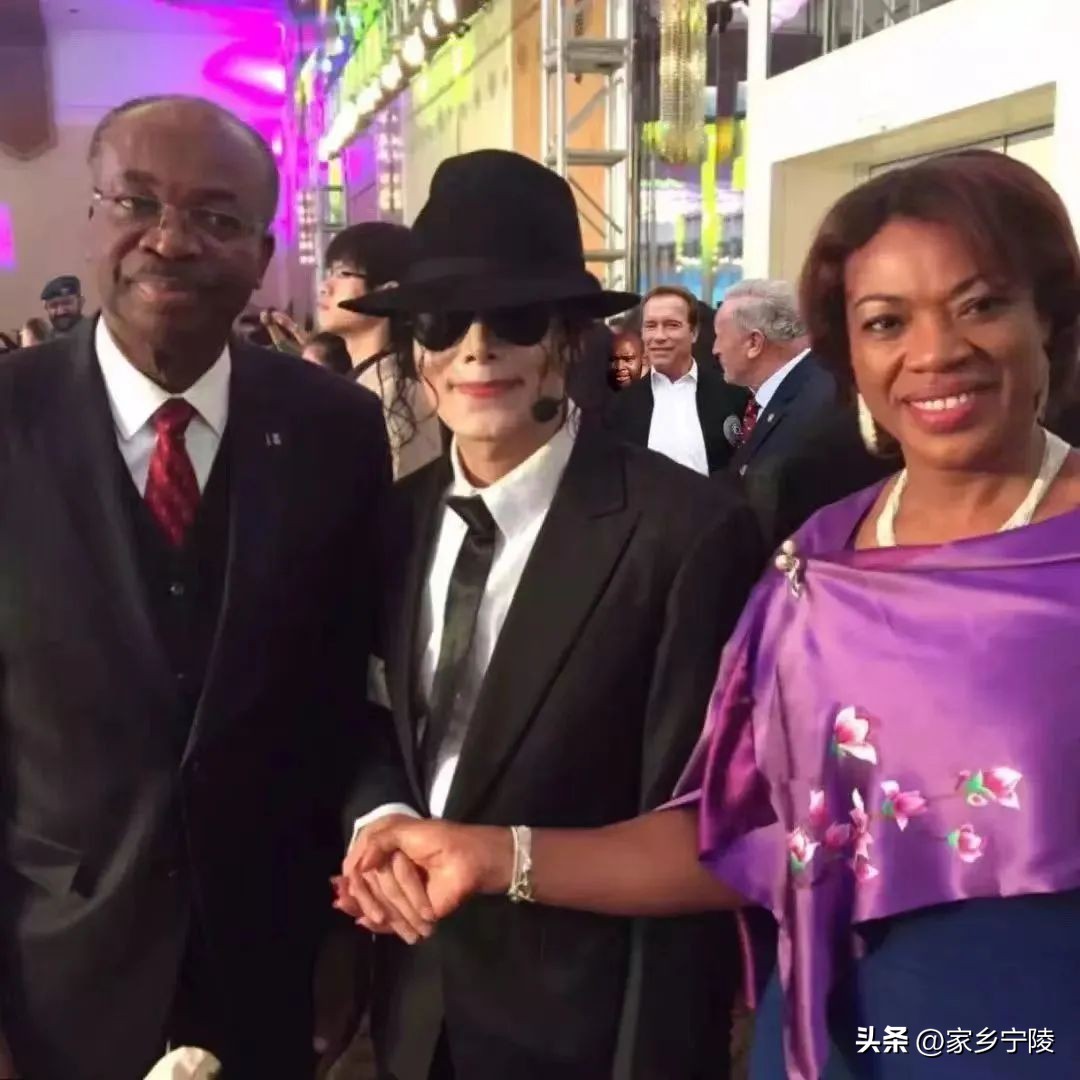 联合国公认的著名歌星好莱坞特型演员||王杰克逊WANG-JACKSON