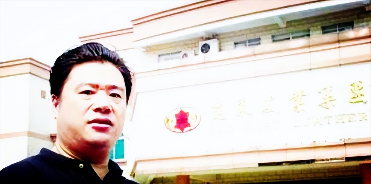 昔日“皮革大王”离奇旧闻，被父母绑进精神病院，姐弟瓜分12亿元