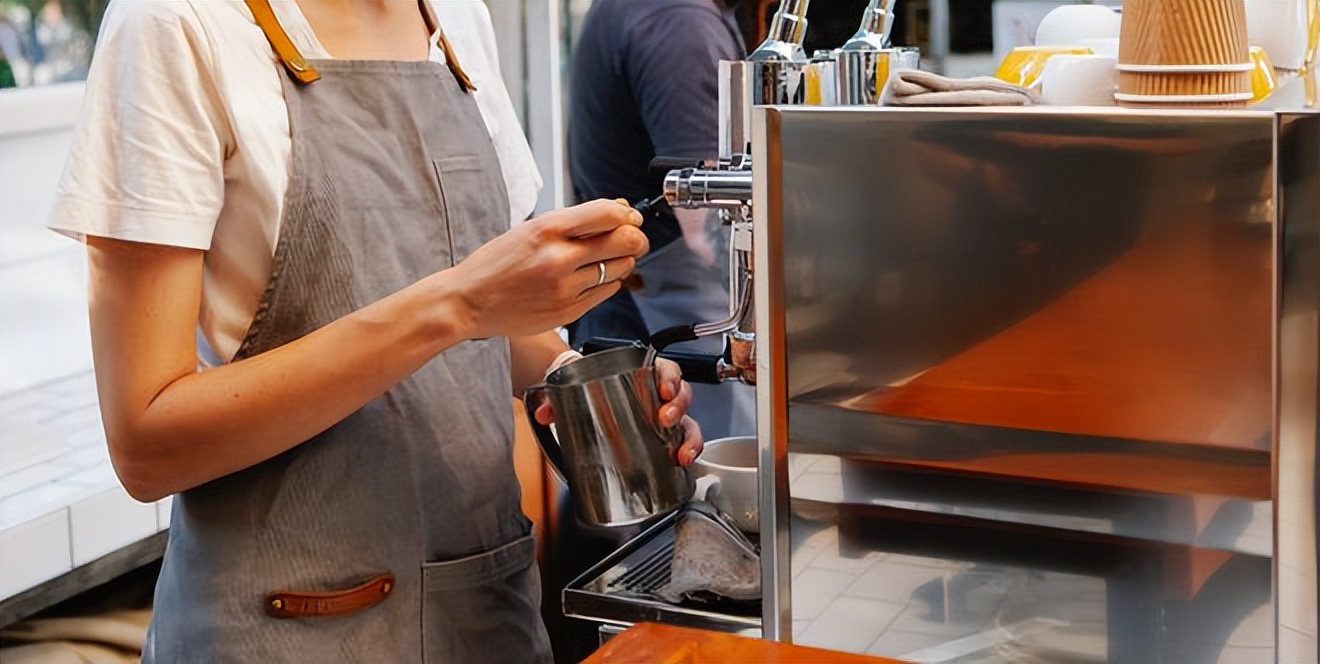 沉迷于工作的人,为什么年轻人沉迷兼职