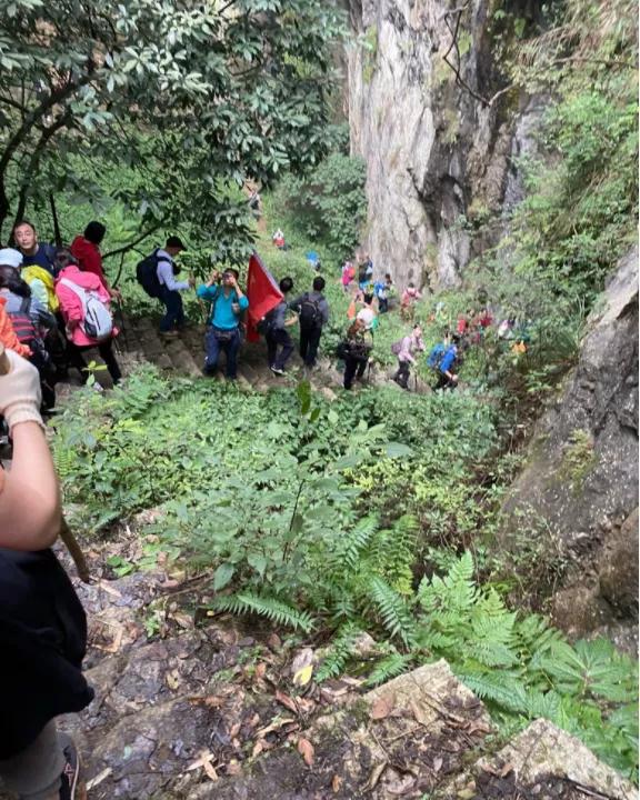 探秘北碚水土天坑,打卡重庆北碚金刀峡偏岩古镇