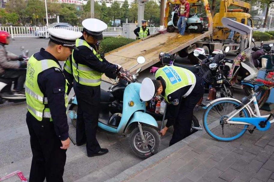 八月份电动车有哪些新规定,8月1日起电动车新规是真的吗