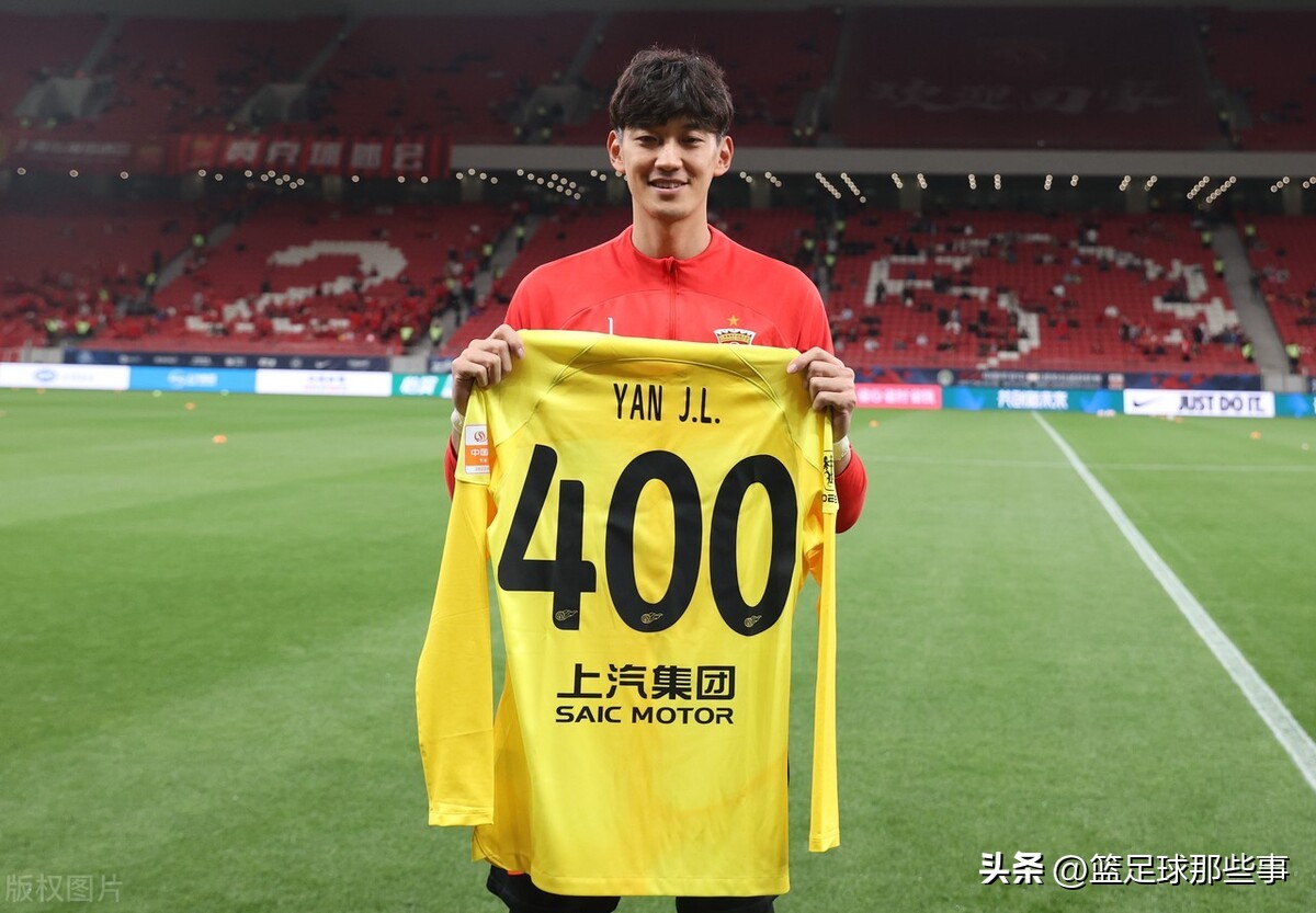 武磊艾克森带领国足冲击世界杯,艾克森和武磊谁更强