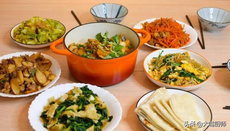 小孩子学厨艺先学什么,如何教孩子学做菜